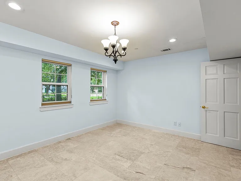 11518 Summerhill Ln — Photo 32