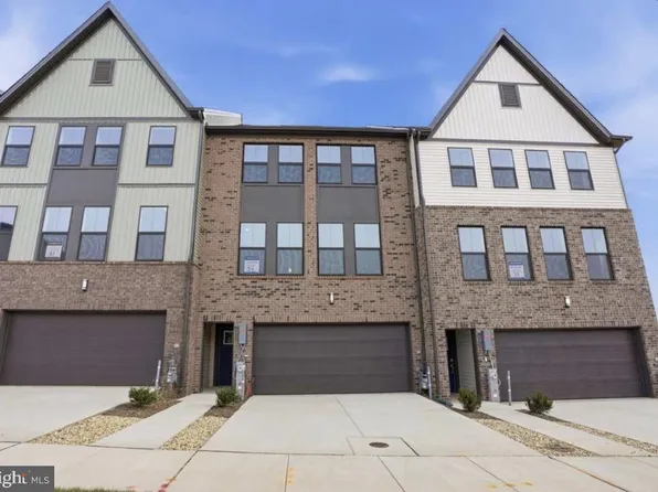 1256 Crested Wood Dr, Laurel, MD 20724
