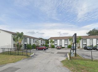 J Wyoming Apartments, Tampa, FL 33611