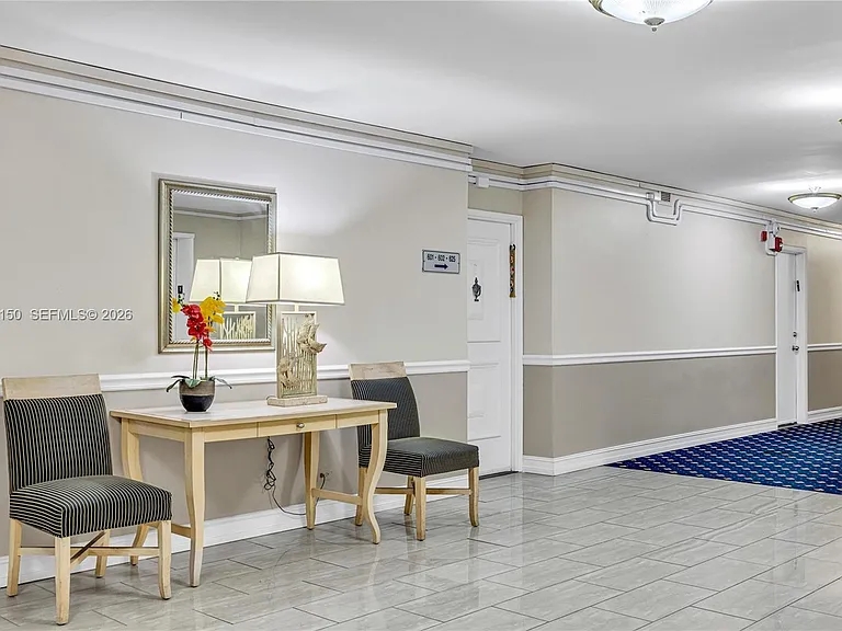 5005 Collins Ave #509 — Photo 38
