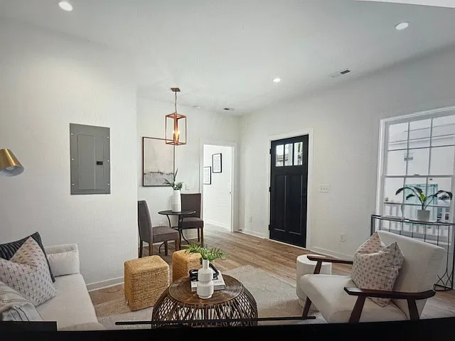 42 Poinsett St #A — Photo 20