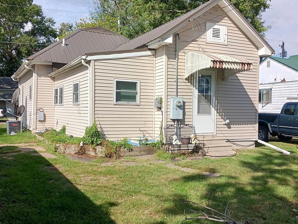 2nd image of 526 S Davis St