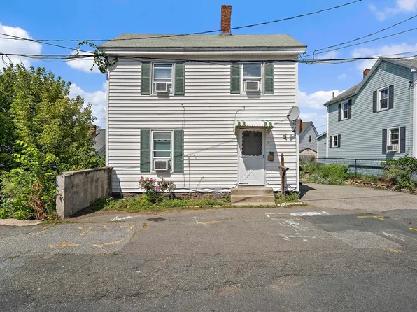 11 Hovey St, Woburn, MA 01801