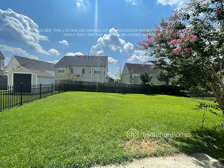 527 Clearwater Dr NW — Photo 21