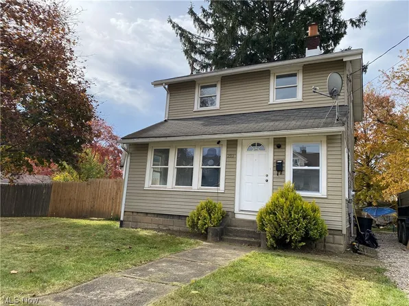 2553 Fletcher Ave NE, Canton, OH 44705