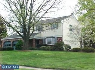 1021 Hunter Hill Dr, Lansdale, PA 19446