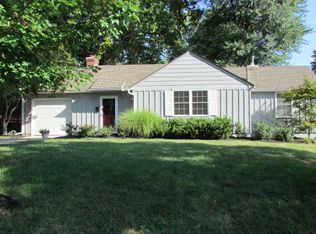 4948 W 99th St, Overland Park, KS 66207