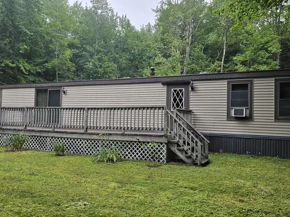 12 Heidi Lane, Lebanon, ME 04027