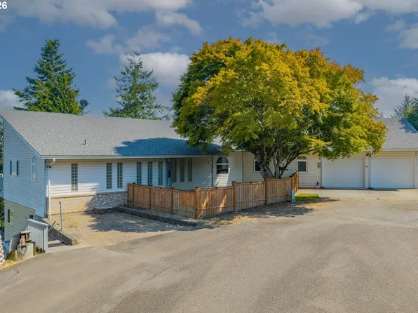 770 18th Ave, Coos Bay, OR 97420