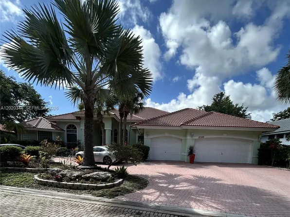 12044 NW 9th Pl, Coral Springs, FL 33071