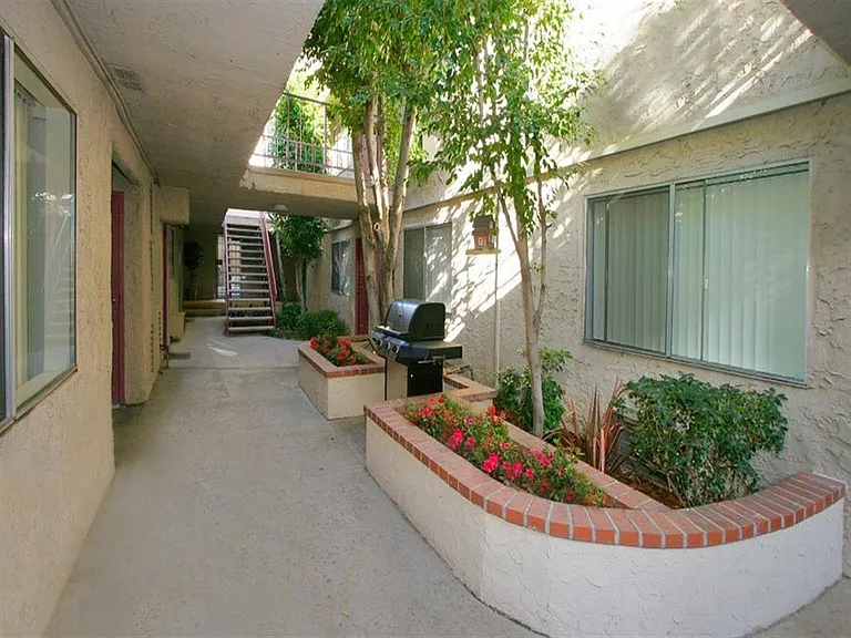 Vista Pointe II — Photo 9