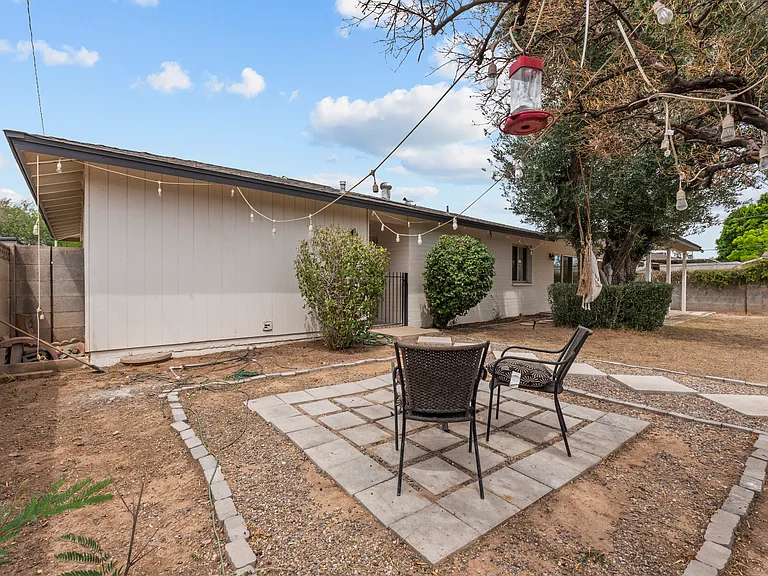 1229 E Manhatton Dr — Photo 27