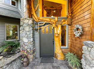211 Shorthorn Gulch Rd, Grants Pass, OR 97526