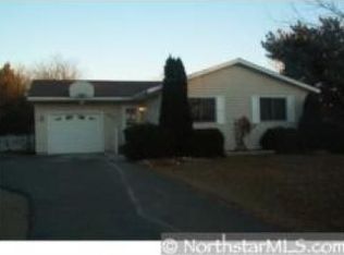 5869 Red Fox Run, North Branch, MN 55056