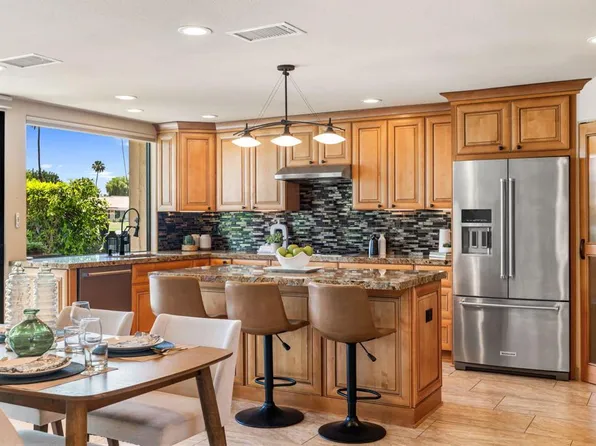 282 Serena Dr, Palm Desert, CA 92260