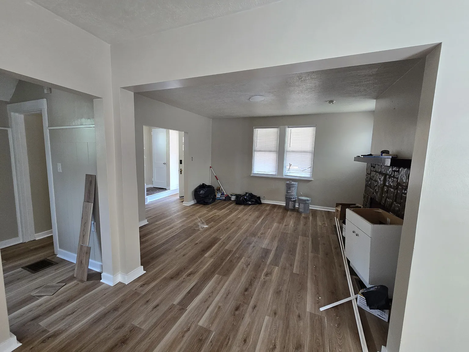 1208 Strahley Pl — Photo 3