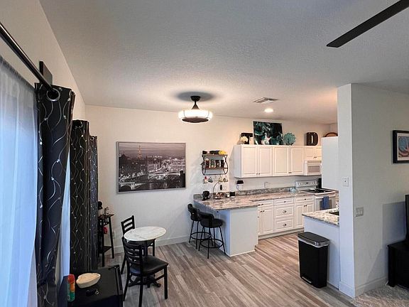 3rd image of 7958 Evelyn Ct Unit 7958