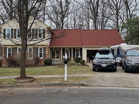 3rd image of 4800 Jennichelle Ct