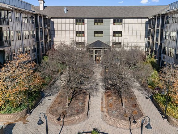 2nd image of 445 W Blount Ave APT 420