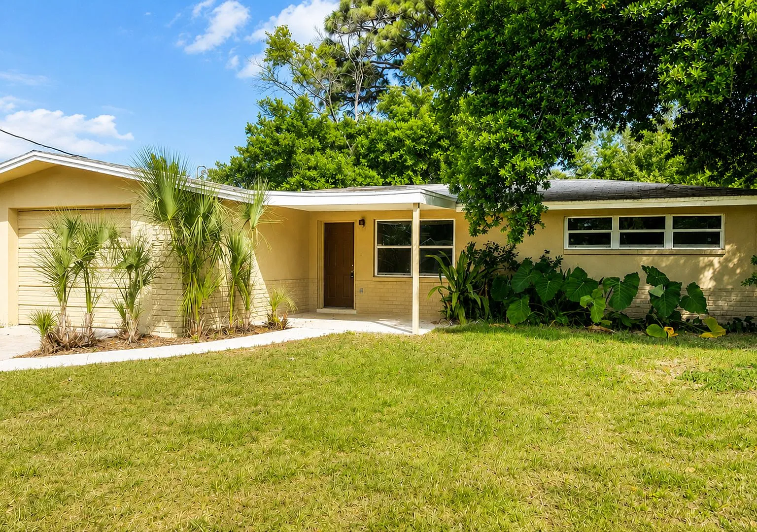 4080 Redwing Drive - Weeki Wachee Woodlands — Photo 1