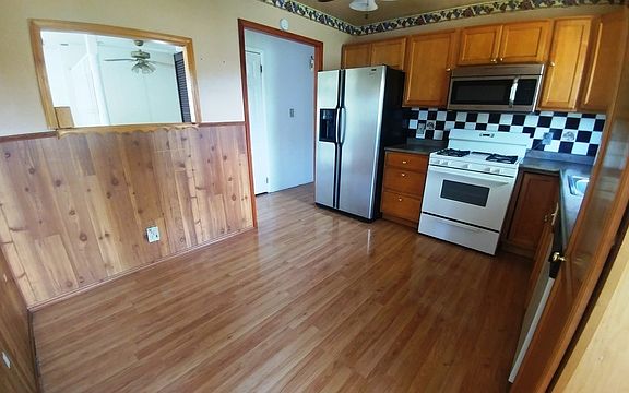 2nd image of 603 Oriole Dr