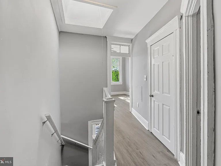 1711 Ashburton St — Photo 13