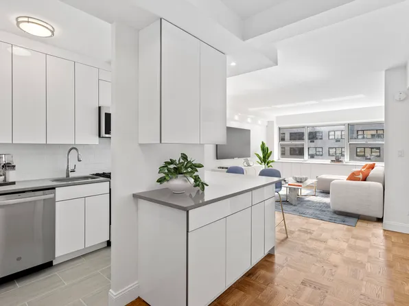 333 East 46th Street image 1 of 10