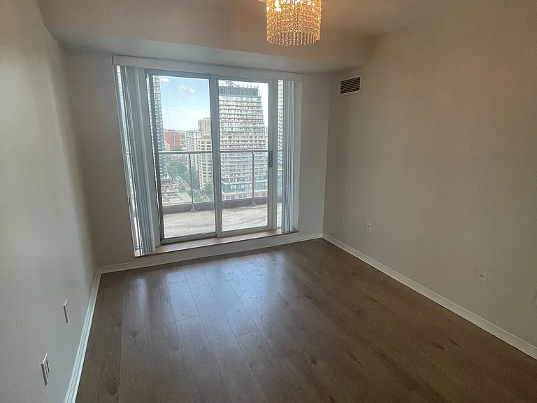 909 Bay St #2108 — Photo 15