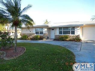 1686 N Mayfair Rd, Fort Myers, FL 33919