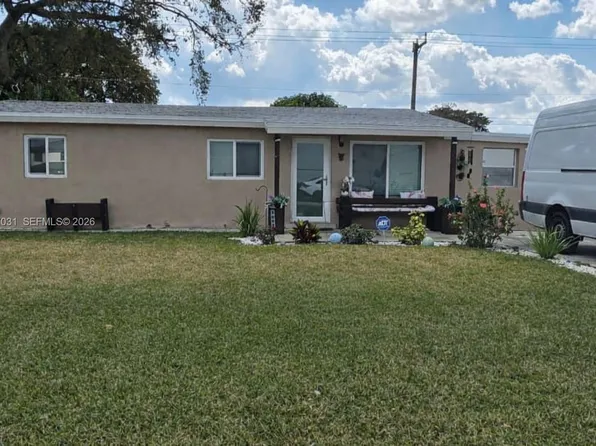 5900 Atlanta St, Hollywood, FL 33021