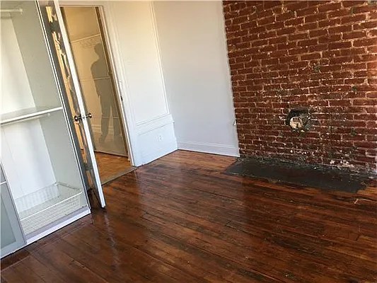 Rented by David Francis New York LLC | media 24