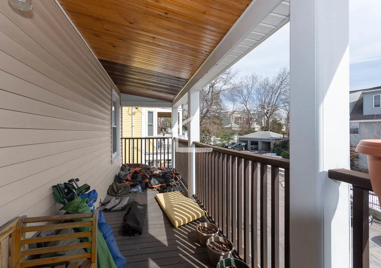 No Brokers Fee, In-Unit Washer and Dryer, Parking Included — Photo 4