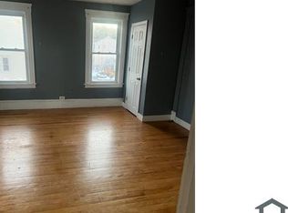 9 Greenwood St #3, Worcester, MA 01607