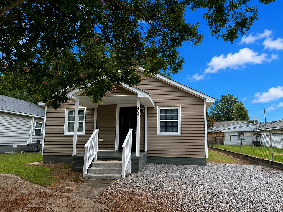 406 W Front St