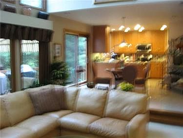 5th image of 109 Bentley Dr