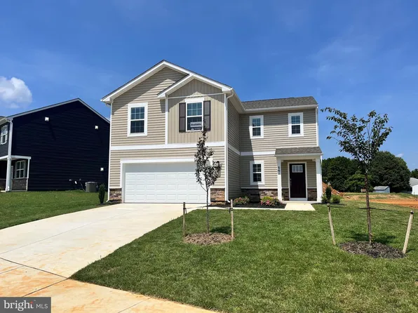 661 Armstrong Ave, Hagerstown, MD 21740