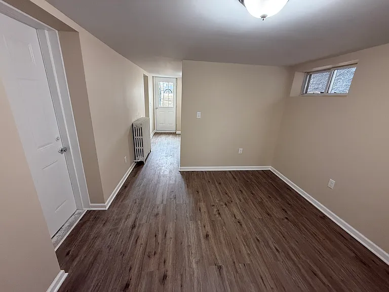 642 Water St #5 — Photo 6