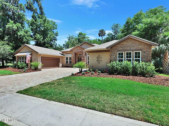 4th image of 341 VALE Drive