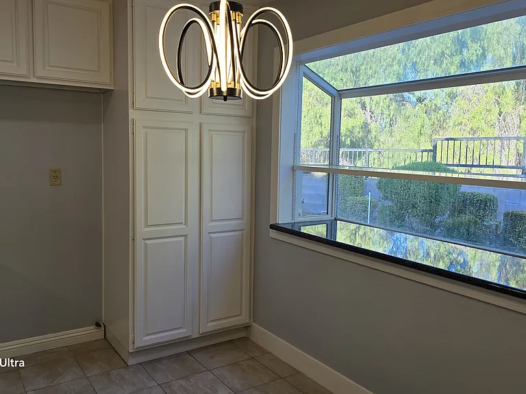 201 Spyglass Ln — Photo 9