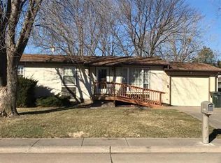 1210 10th Ave, Kearney, NE 68845