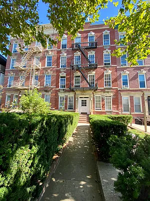 Rented by Brooklyn Heights Real Estate Inc | media 23