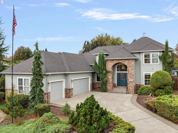 17093 Hood Ct, Sandy, OR 97055
