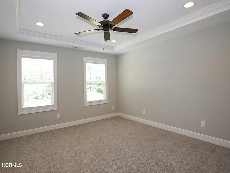 1021 Juniper Lake Rd — Photo 22