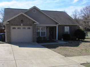 136 Granda Flora Dr, White House, TN 37188