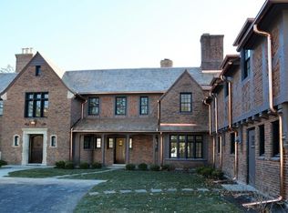 755 Washington Rd, Lake Forest, IL 60045