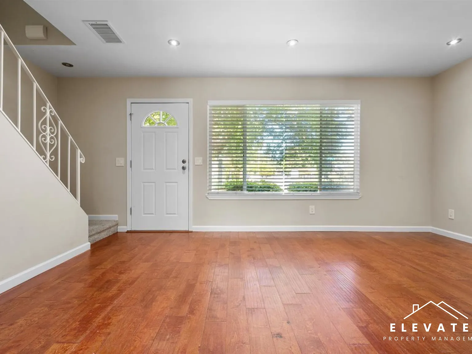 303 Algiers Court - 1 — Photo 3
