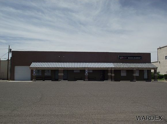 1st image of 824 Gemstone Ave