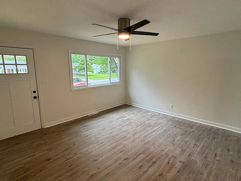 3523 Tremaine Rd — Photo 6
