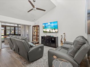 1652 SW Crossing Cir, Palm City, FL 34990