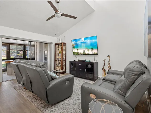 1652 SW Crossing Circle, Palm City, FL 34990